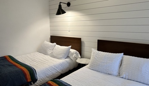 Suite Deluxe, 2 camas dobles, baño privado