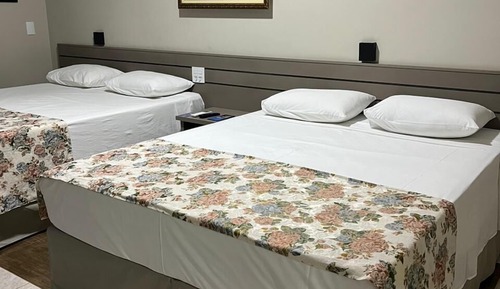 Habitación Premium, varias camas