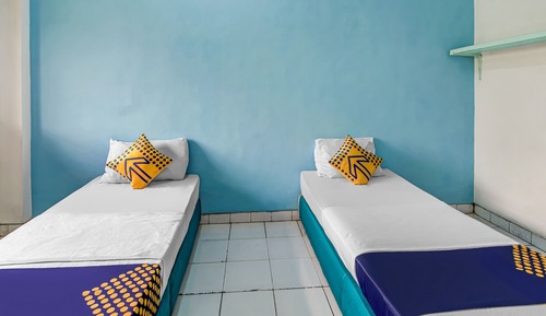 Habitación clásica con 2 camas individuales