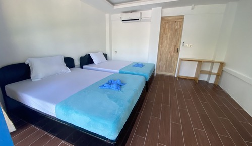 Habitación estándar con 2 camas individuales