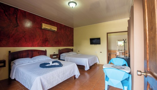 Habitación cuádruple estándar