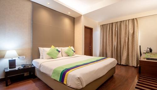 Habitación Deluxe con 1 cama doble o 2 individuales, balcón