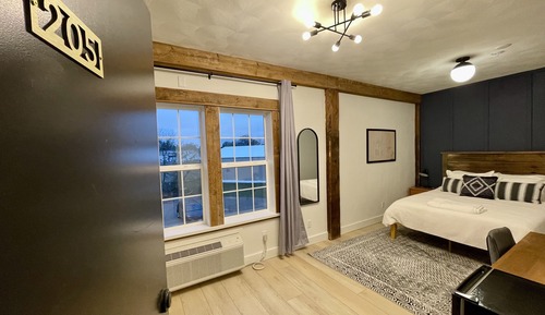 Habitación de diseño, 1 cama de matrimonio, baño privado