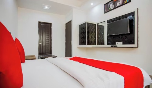 Classic Double Room, City View