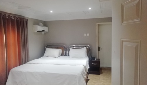 Suite familiar