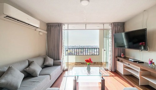 Apartamento superior, 3 habitaciones, balcón, vistas a la ciudad