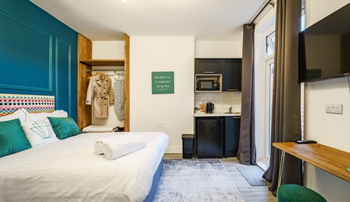 Estudio Deluxe, baño privado (Pet Friendly)