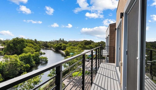 Suite de lujo, cocina, vistas al río