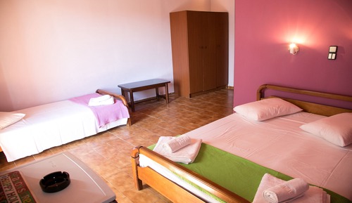 Habitación triple económica