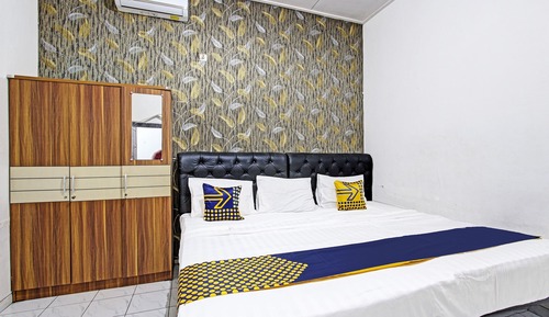 Habitación triple económica