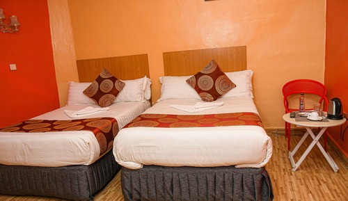 Habitación con 2 camas individuales