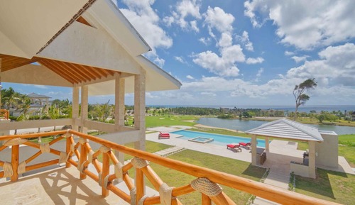 Villa, fumadores