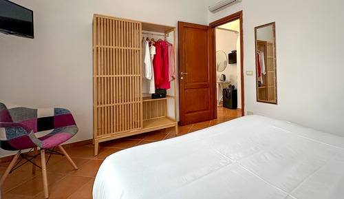 Habitación económica con 1 cama doble o 2 individuales
