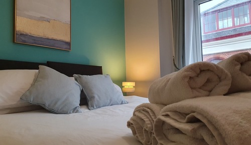 A Superb One Bed Apart In Heart Of City