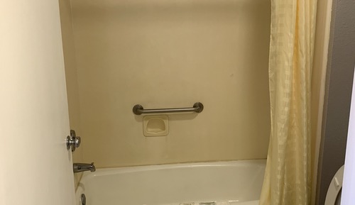 Habitación básica doble, 2 camas dobles, fumadores