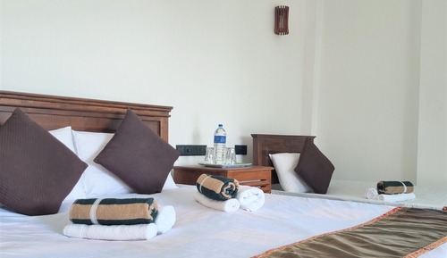 Habitación triple Confort, vistas al mar, junto a la playa