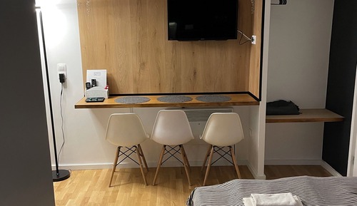 Habitación estándar con 1 cama doble o 2 individuales