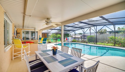 Casa (2 Bedrooms)