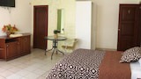 Family Room, Multiple Beds