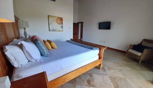 Villa, 3 habitaciones, vistas al mar (1105)