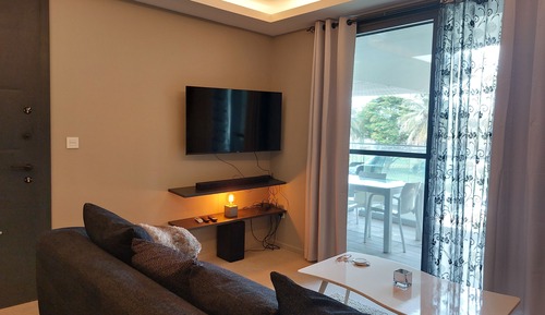 Estudio estándar, 1 cama de matrimonio, balcón, vistas parciales al mar (310)