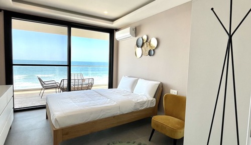 Panoramic Penthouse, 2 Bedrooms, 2 Bathrooms, Ocean View (1115/1116)