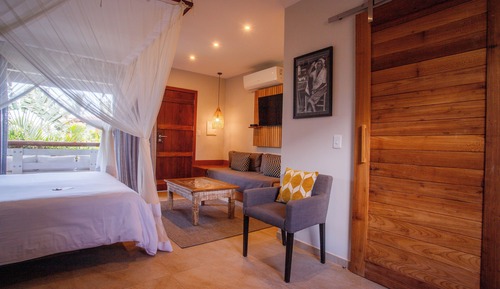 Habitación clásica doble, 1 cama de matrimonio con sofá cama, no fumadores