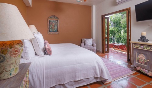Ático superior, 4 habitaciones, cocina, vistas al mar