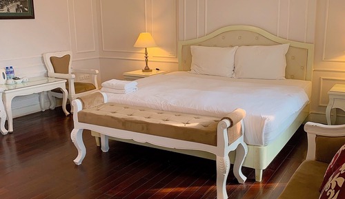 Habitación Royal con 1 cama doble o 2 individuales