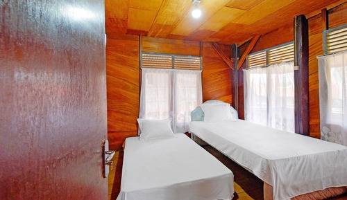 Habitación con 2 camas individuales