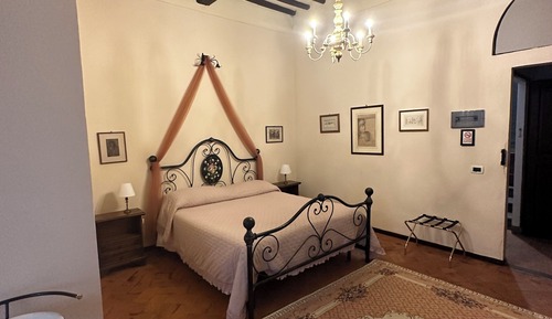 Habitación clásica con 1 cama doble o 2 individuales