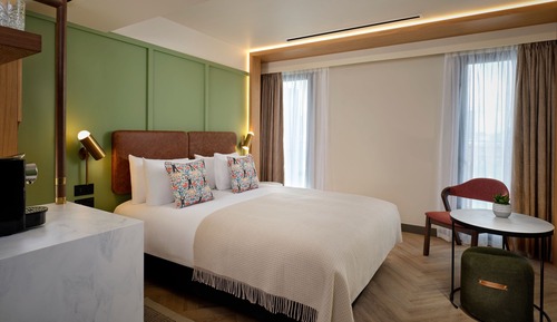 Habitación Deluxe, 1 cama doble, no fumadores, vistas a la ciudad