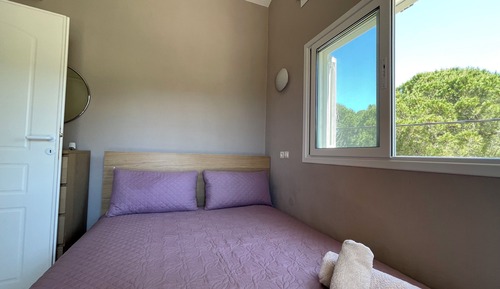 Casa, 3 habitaciones, balcón, vistas al jardín