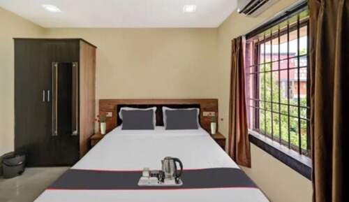 Deluxe Double Room, City View