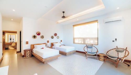 Villa de lujo, 2 habitaciones, piscina privada, vistas parciales al mar