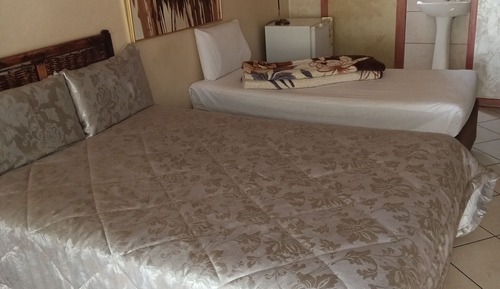 Habitación triple básica