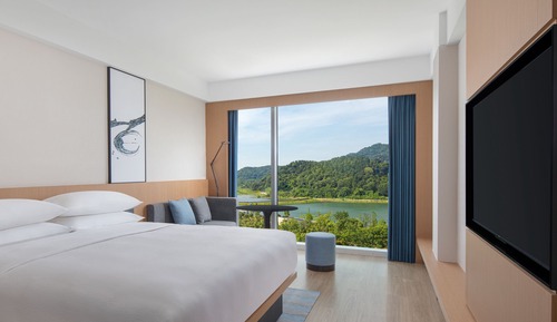 Habitación Deluxe, 1 cama de matrimonio grande, vistas al lago