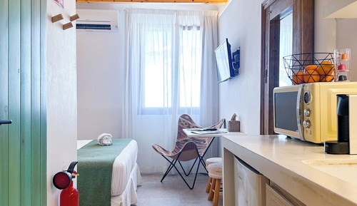Habitación superior con 1 cama doble o 2 individuales