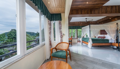 Premium Attic Room with Mountain View
