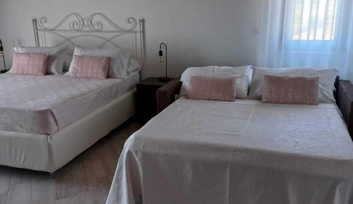 Habitación cuádruple familiar, 1 cama doble con sofá cama