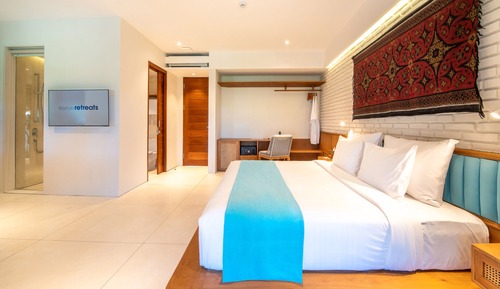 Courtyard Room