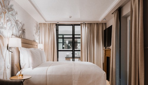Habitación Premium con 1 cama doble o 2 individuales