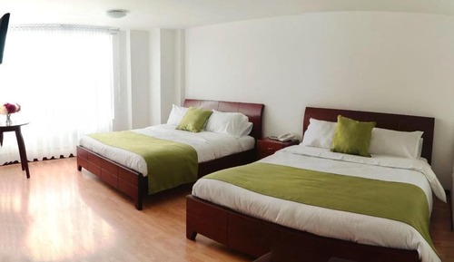 Habitación con 2 camas individuales