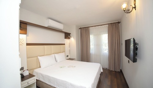Habitación estándar con 1 cama doble o 2 individuales, 1 habitación, vistas a la montaña