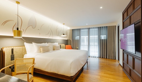 Suite (Corner)