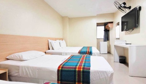 Habitación cuádruple estándar