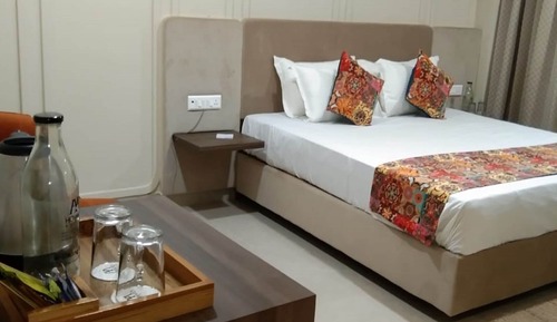 Habitación clásica doble, 1 cama de matrimonio grande