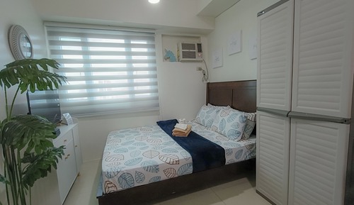 Estudio básico, 1 cama de matrimonio