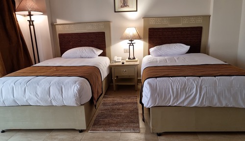 Habitación estándar con 1 cama doble o 2 individuales, vistas al mar