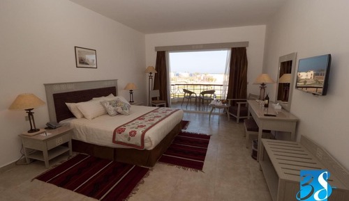Habitación estándar con 1 cama doble o 2 individuales, 1 habitación, vistas parciales al mar